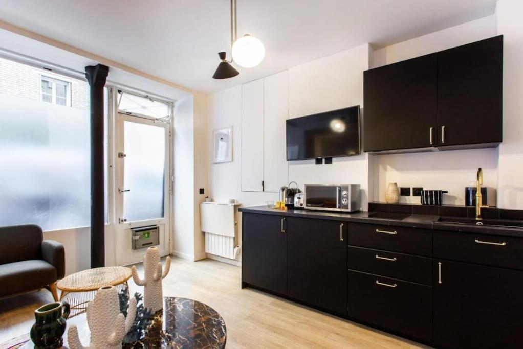 Appartamento St Germain-Bon Marche - Cosy N°2 Parigi Esterno foto